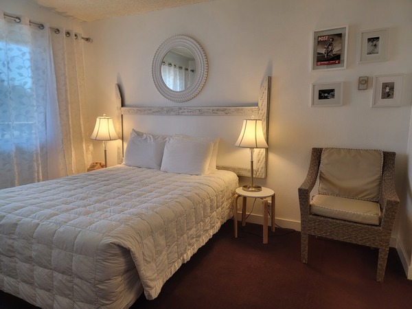 Dog Friendly - 2nd Floor Condo - Ocean View with Balcony Photo 5